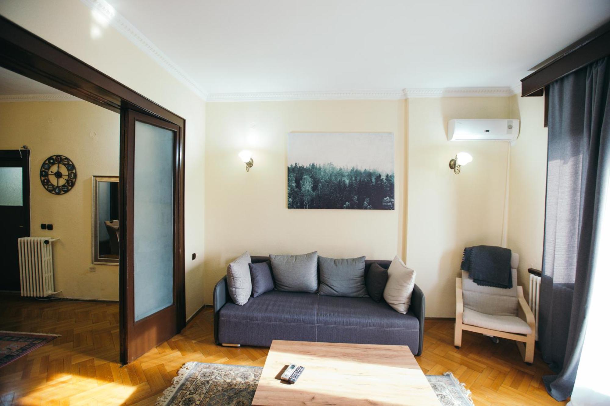 Spacious City View Apartment With Balcony Bukarest Exterior foto
