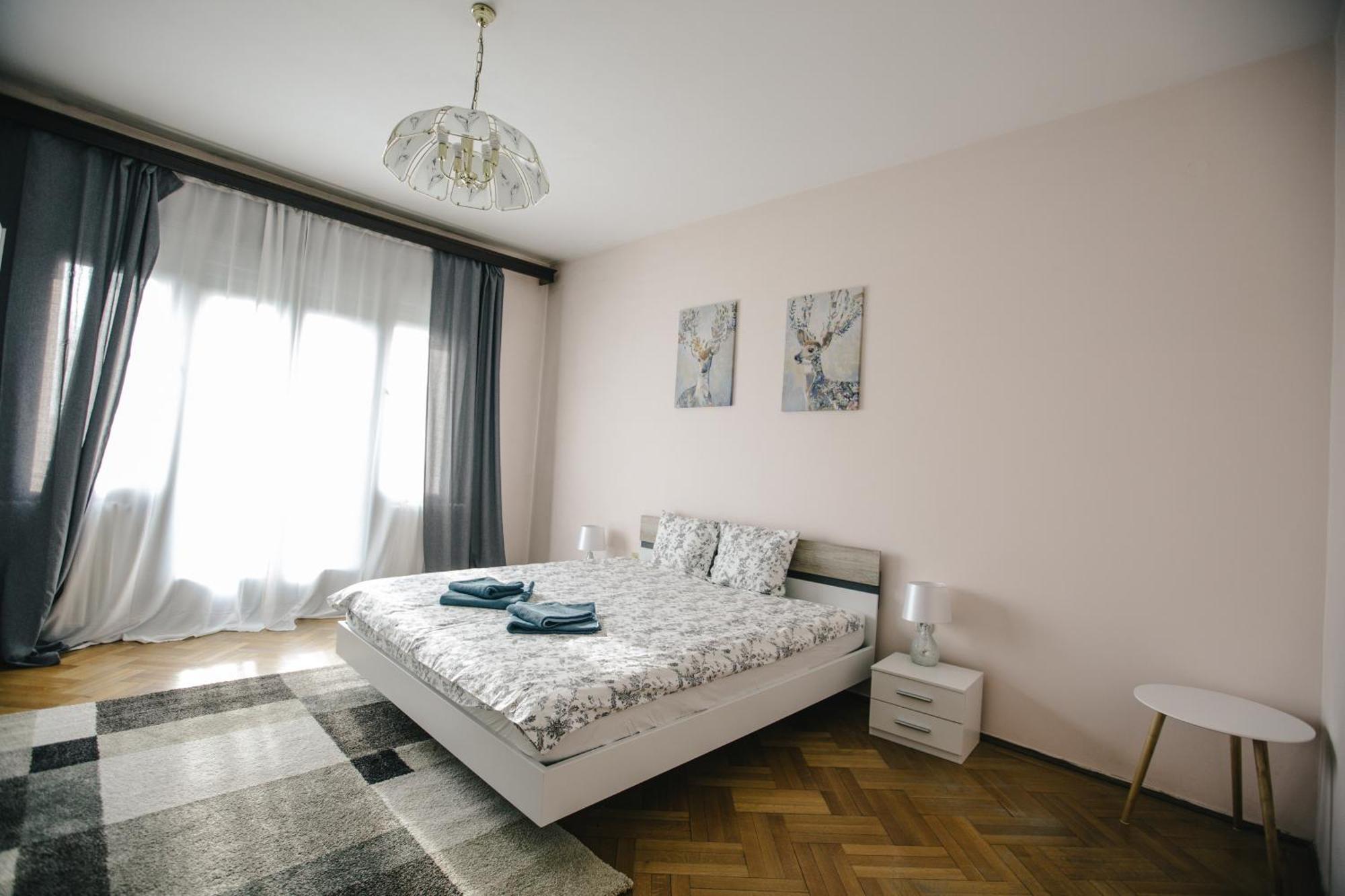 Spacious City View Apartment With Balcony Bukarest Exterior foto